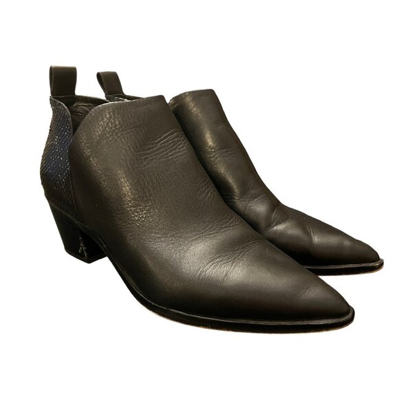 Dolce Vita Trent Womens Black Boots Size 9.5 Pointed Toe Ankle Boot Faux Reptile - Picture 2 of 12